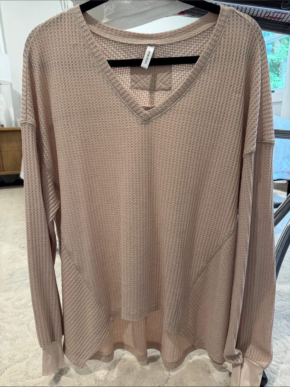 Cozy V-Neck Waffle Knit Sweater - Taupe